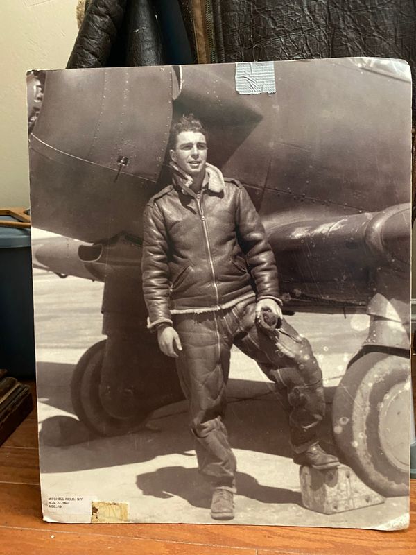 Army Air Corps Staff Sgt. Len Zerlin, shown here in World War II, was part of the D-Day invasion on June 6, 1944. The Thousand Oaks man died on July 23.