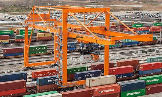 Burlington Northern Santa Fe’s Barstow International Gateway railroad project inches forward, with a public hearing scheduled on May 16, 2026, at Barstow Community College.