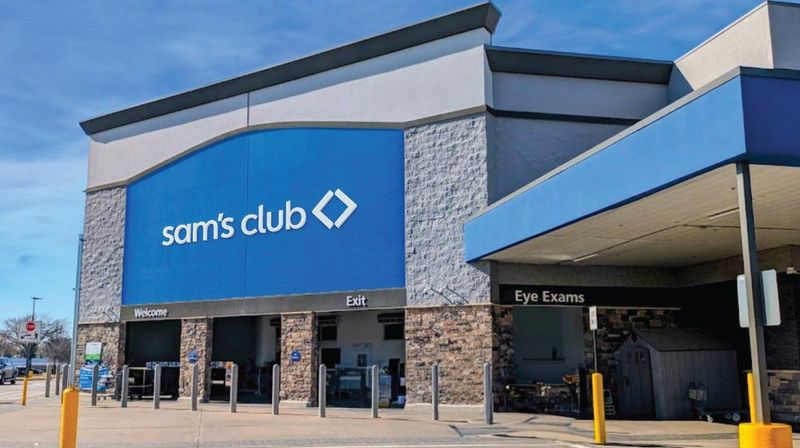 Sam’s Club is officially on its way to Hesperia, according to city leaders, who announced on Wednesday that the Planning Commission had recently approved the project.