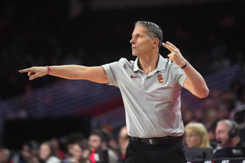 Dec 18, 2024; Los Angeles, California, USA; Southern California Trojans head coach Eric Musselman reacts in the second half against the Cal State Northridge Matadors at Galen Center. Mandatory Credit: Kirby Lee-Imagn Images