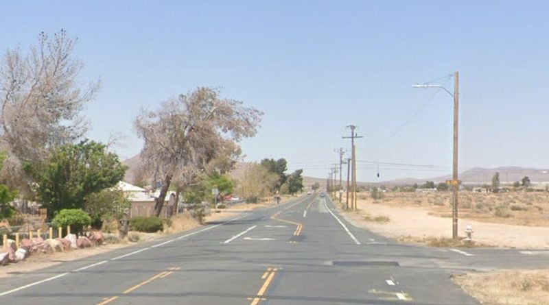 The intersection of Dale Evans Parkway and Zuni Road in Apple Valley, pictured in a Google Street View incident.