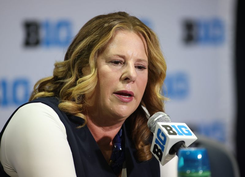 Oct 8, 2025; Rosemont, Illinois, USA; UCLA Head Coach Cori Close speaks during Big Ten WomenÕs Basketball Media Days at the Donald E. Stephens Convention Center. Mandatory Credit: Talia Sprague-Imagn Images
