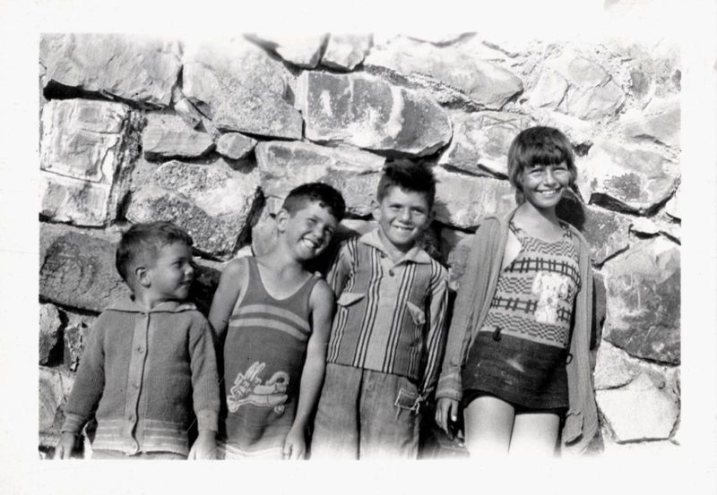 The four Zumwalt kids: Jim, Bruce Craig, Bud and Saralee (Richard Crowe's mother) in 1928.