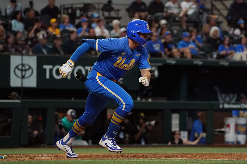 Mar 1, 2026; Arlington, TX, USA; UCLA Bruins against Mississippi State Bulldogs during the Amegy Bank College Baseball Series at Globe Life Field. Mandatory Credit: Dustin Safranek-Imagn Images