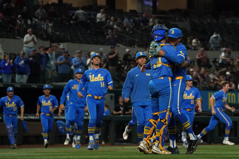 Mar 1, 2026; Arlington, TX, USA; UCLA Bruins against Mississippi State Bulldogs during the Amegy Bank College Baseball Series at Globe Life Field. Mandatory Credit: Dustin Safranek-Imagn Images