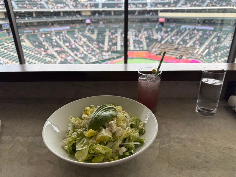 Enjoy the Porta Via salad and Desert Smash cocktail while taking in the action on stadium 1 at the BNP Paribas Open.