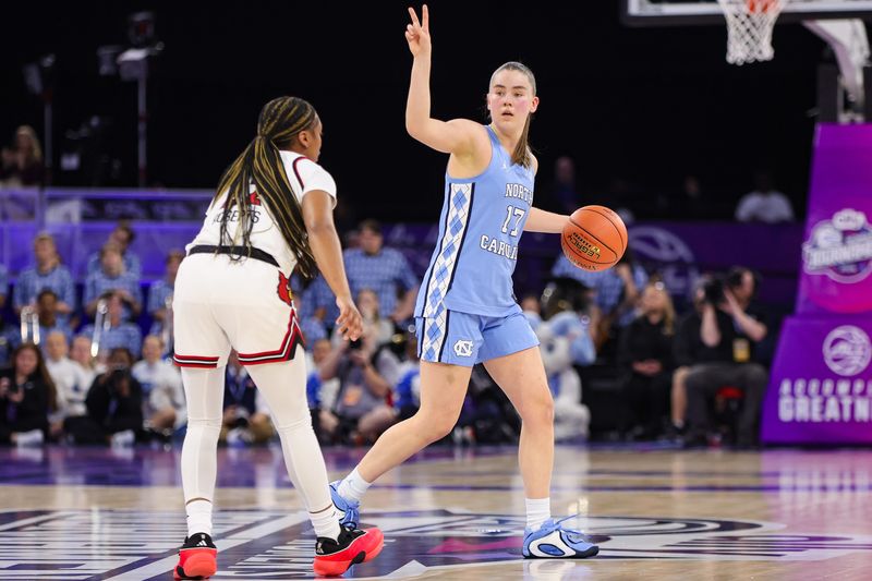 Mar 7, 2026; Duluth, GA, USA; North Carolina Tar Heels guard Elina Aarnisalo (17) calls a play against the Louisville Cardinals in the second quarter at Gas South Arena. Mandatory Credit: Brett Davis-Imagn Images