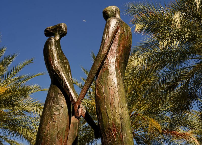 The sculpture “Resonance” iby J.D. Hansen is now on display near the Kimpton Rowan in downtown Palm Springs, Calif., April 23, 2026.