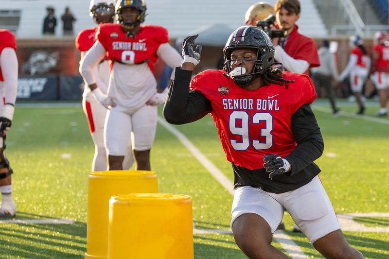Jan 29, 2026; Mobile, AL, USA; American defensive tackle Nick Barrett (93) of South Carolina of Boston College works in a drill during American Senior Bowl practice at Hancock Whitney Stadium. Mandatory Credit: Vasha Hunt-Imagn Images