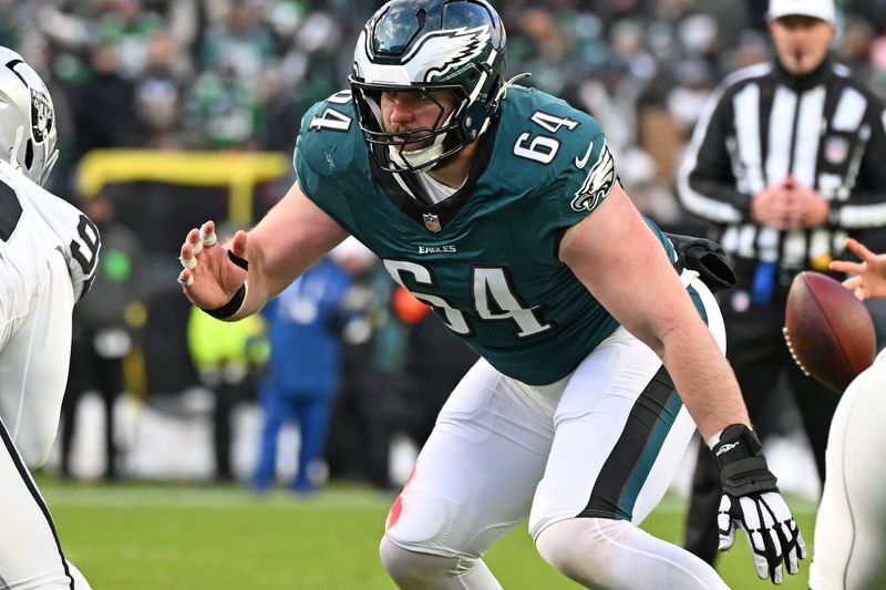 Dec 14, 2025; Philadelphia, Pennsylvania, USA; Philadelphia Eagles center Brett Toth (64) against the Las Vegas Raiders at Lincoln Financial Field. Mandatory Credit: Eric Hartline-Imagn Images