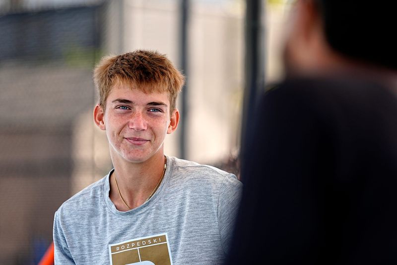 Chance Rozpedski listens to Forkane Lebdi during the Rozpedski Performance Academy at Desert Princess Resort & Club in Cathedral City, Calif., on Wed., May 27, 2026.