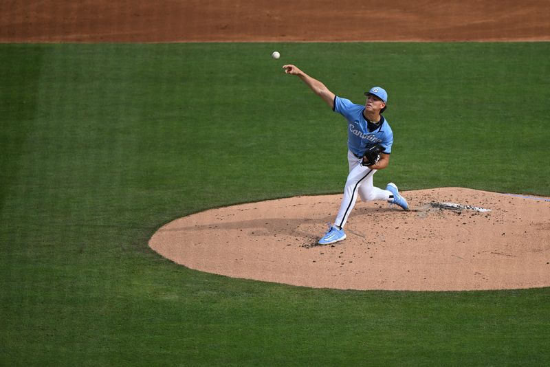 May 30, 2026; Chapel Hill, NC, USA; North Carolina Tar Heels pitcher Jason DeCaro (29) pitches during game 4 of the Chapel Hill Regional at Boshamer Stadium. Mandatory Credit: William Howard-Imagn Images