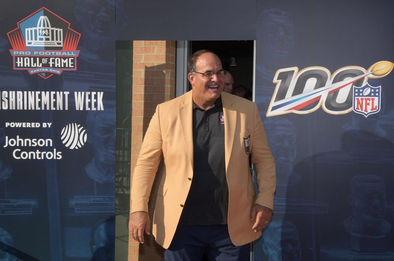 Aug 3, 2019; Canton, OH, USA; Bruce Matthews arrives during the Pro Football Hall of Fame Enshrinement at Tom Benson Hall of Fame Stadium. Mandatory Credit: Kirby Lee-USA TODAY Sports