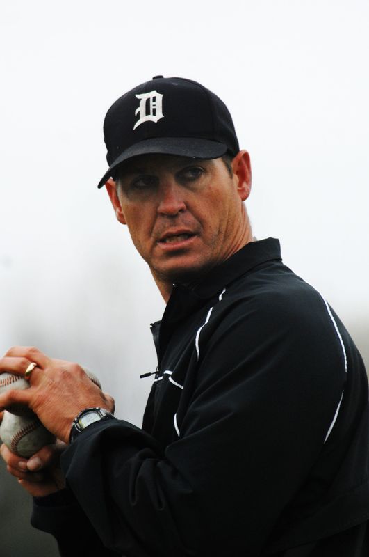 Delta College baseball coach Reed Peters works out with his team in Stockton on Jan. 24, 2008.