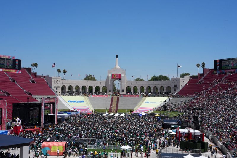 Jun 11, 2026; Los Angeles, California, USA;A general overall view as fans watch Mexico and South Africa play on a video screen during the 2026 FIFA World Cup Fan Festival at Los Angeles Memorial Coliseum. Mandatory Credit: Kirby Lee-Imagn Images