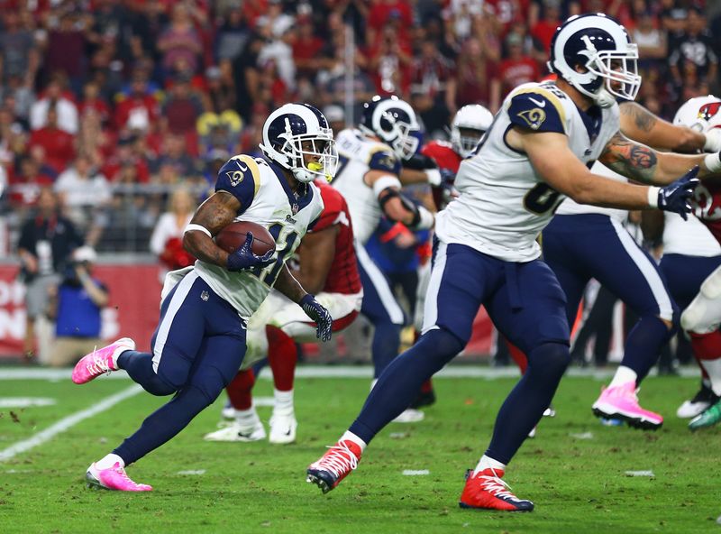 Dec 3, 2017; Glendale, AZ, USA; Los Angeles Rams wide receiver Tavon Austin (11) against the Arizona Cardinals at University of Phoenix Stadium. Mandatory Credit: Mark J. Rebilas-USA TODAY Sports