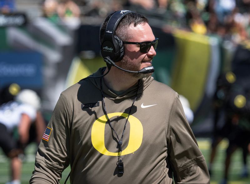 Oregon coach Dan Lanning oversees the Oregon Spring Game at Autzen Stadium in Eugene April 25, 2026
