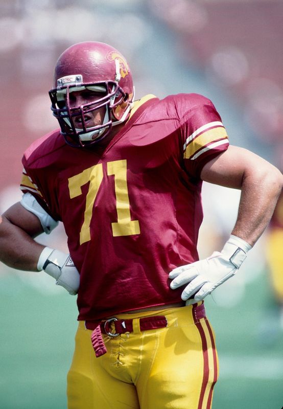 Sep 1991; Los Angeles, CA, USA; FILE PHOTO; Southern California Trojans tackle Tony Boselli (71) during the 1991 season at the Los Angeles Coliseum. 
Mandatory Credit: USA TODAY Sports
