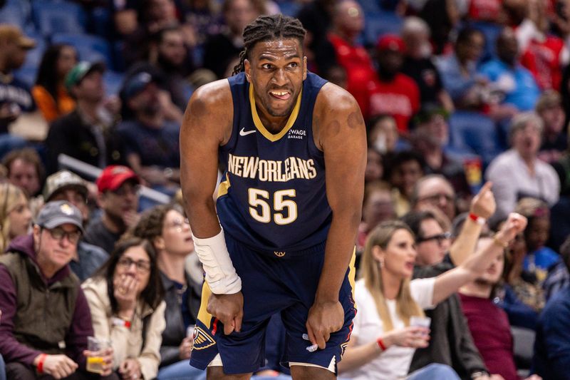 Feb 11, 2026; New Orleans, Louisiana, USA; New Orleans Pelicans forward Kevon Looney (55) looks on against the Miami Heat during the first half at Smoothie King Center. Mandatory Credit: Stephen Lew-Imagn Images