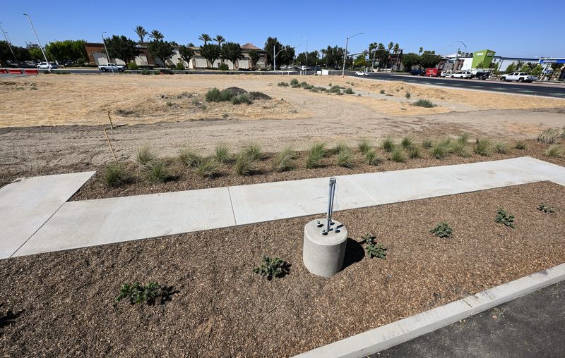 Plans have been made for a new Chick-fil-A restaurant on the southwest corner of South Mooney Boulevard and Visalia Parkway in Visalia.
