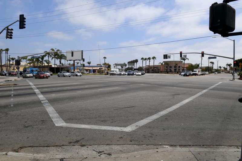 Traffic stops in five directions as signals change at the Five Points intersection in Oxnard, where Wooley Road, Saviers Road and Oxnard Boulevard meet, seen in 2022.
