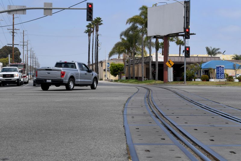 Traffic flows through Oxnard's Five Points intersection where Wooley Road, Saviers Road and Oxnard Boulevard meet, seen in 2022.