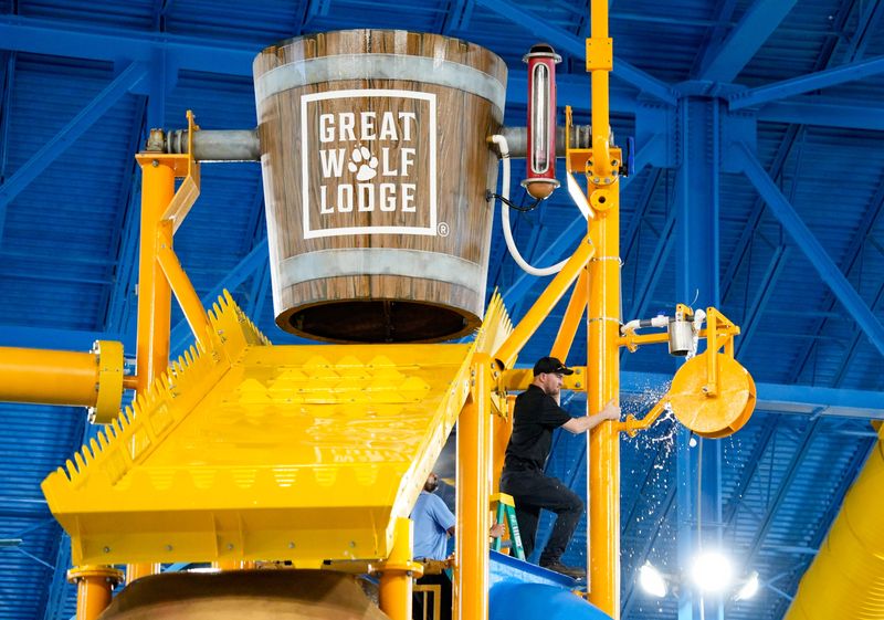 Dozens of people attend the grand opening ceremony at Great Wolf Lodge South Florida in Naples on Thursday, Nov. 14, 2024.