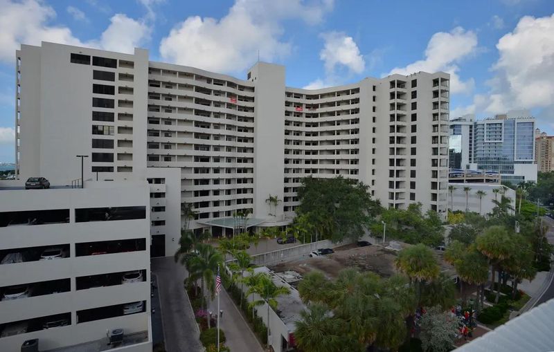The developer of the 1260 N. Palm Ave. project plans to build a 14-story condominium on this quarter-acre lot in downtown Sarasota.