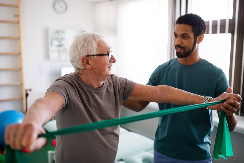 As the nation's population grows older, exercise programs for seniors should focus on maximizing functional fitness — that is, the ability to do daily tasks of life, such as cleaning, vacuuming, carrying groceries, getting in and out of cars, negotiating curbs and stairs and other commonplace activities that can become compromised in elderly folks.