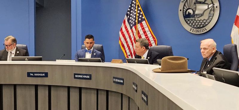 Manatee County commissioners Mike Rahn, Talha Siddique, George Kruse and Robert McCann pictured during Manatee County meeting on Jan. 28.