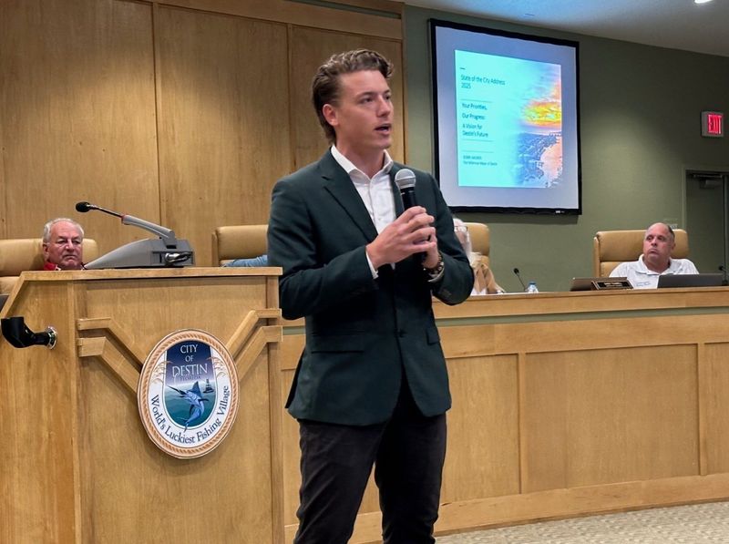 Destin Mayor Bobby Wagner, though not recorded in the final vote, said he would oppose a resolution restricting elected officials' activities on social media. “I’m going to continue to have my freedom of speech. I will be going against it until there are repercussions,” Wagner said.