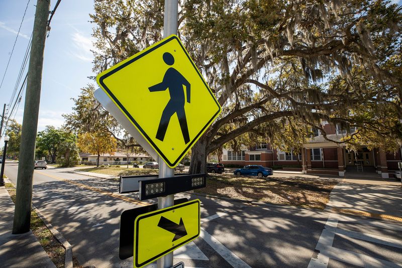 School zone in front of Dixieland Elementary Friday March 14 2025 in Lakeland Fl.
Ernst Peters/The Ledger