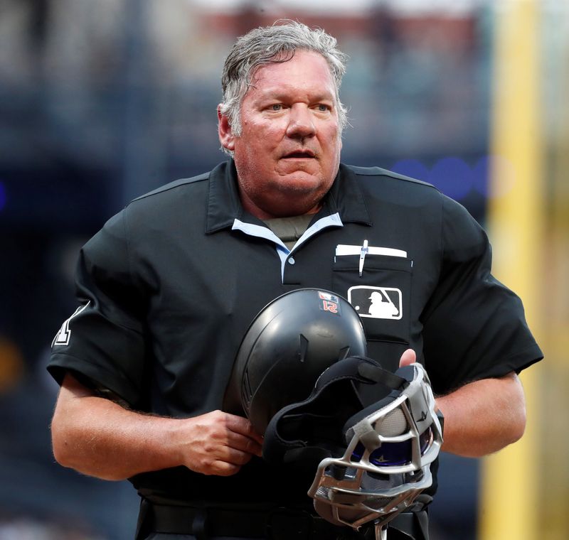 Hunter Wendelstedt has been an MLB umpire since 1998.