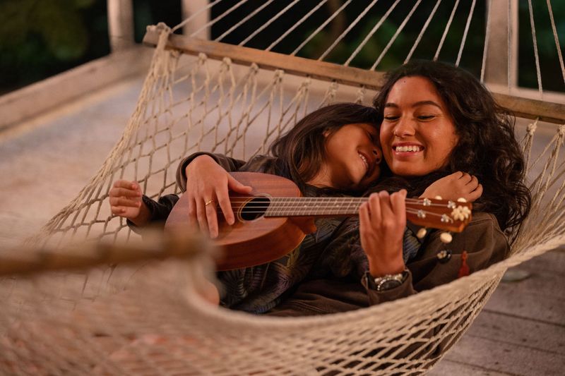 (L-R) Maia Kealoha as Lilo and Sydney Agudong as Nani in Disney’s live-action LILO & STITCH. Photo by Matt Kennedy. © 2025 Disney Enterprises Inc. All Rights Reserved.