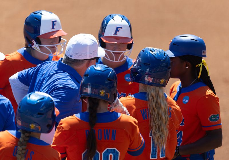 Florida gets ready to batt against Georgia during a NCAA super regionals softball game at Katie Seashole Pressly Stadium in Gainesville, FL on Saturday, May 24, 2025. [Alan Youngblood/Gainesville Sun]