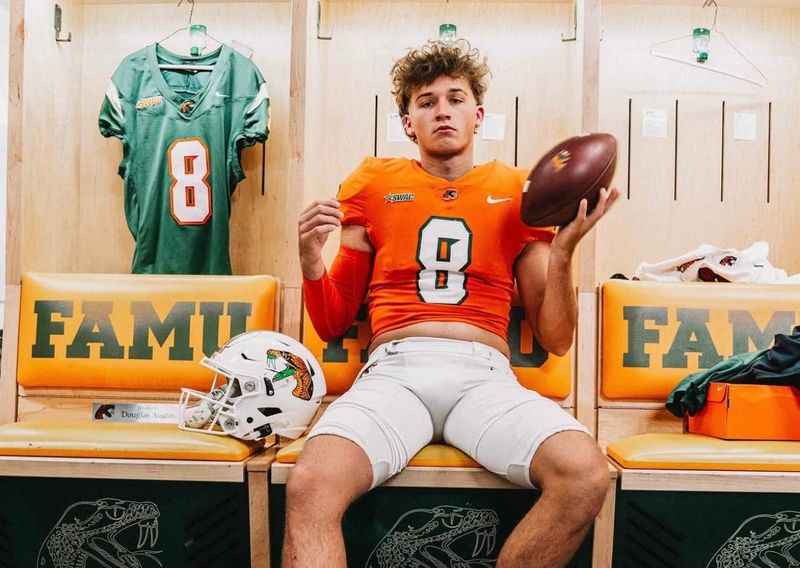 Jett Peddy announced his commitment to Florida A&M football on social media on Thursday, May 29, 2025. The right-handed all-conference quarterback is transferring from Long Beach City College, a junior college in California.