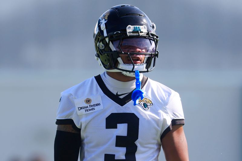 Jacksonville Jaguars cornerback Tyson Campbell (3) looks on during the second mandatory minicamp at Miller Electric Center Wednesday, June 11, 2025 in Jacksonville, Fla.