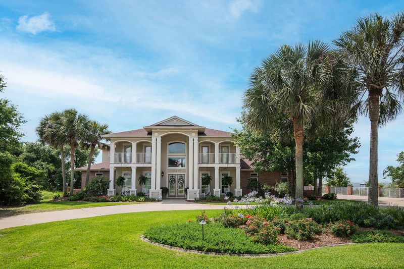 11639 Chanticleer Dr. is a fabulous coastal estate.