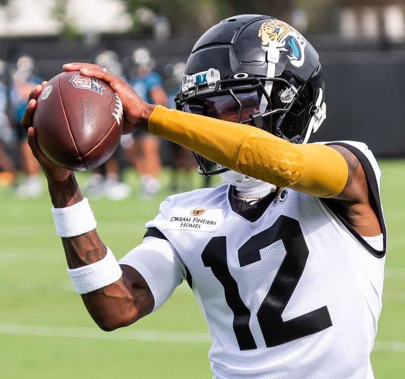 Jacksonville Jaguars wide receiver Travis Hunter (12) hauls in a pass during a drill during the Jacksonville Jaguarsâ€™ mandatory minicamp Tuesday June 10, 2025 at the Miller Electric Center in Jacksonville, Fla. [Doug Engle/Florida Times-Union]