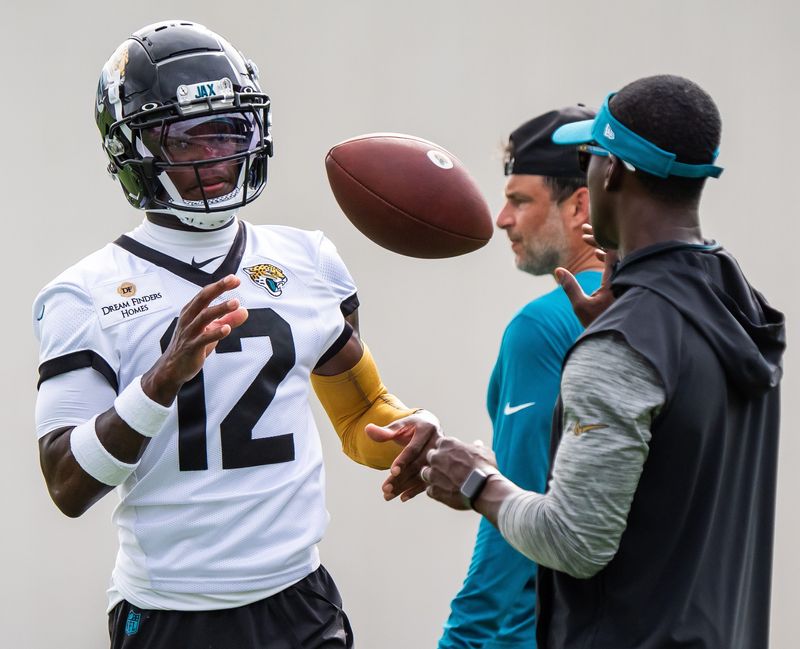 Jacksonville Jaguars wide receiver Travis Hunter (12) is tossed a ball during the Jacksonville Jaguarsâ€™ mandatory minicamp Tuesday June 10, 2025 at the Miller Electric Center in Jacksonville, Fla. [Doug Engle/Florida Times-Union]