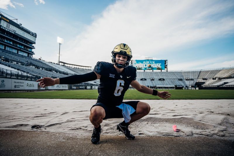 Dante Carr picked up his 11th Division I football offer during his official visit to UCF and committed shortly after returning home from Orlando.