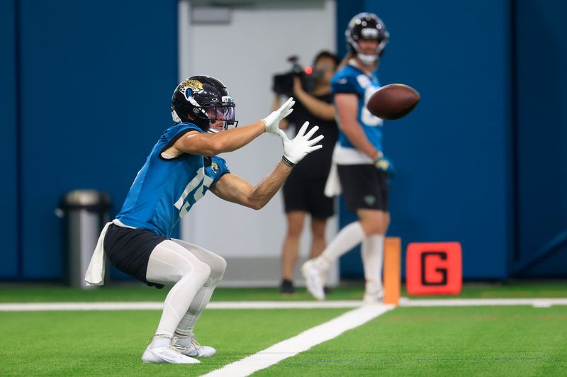 Jacksonville Jaguars wide receiver Chandler Brayboy (15) catches a pass during the 10th organized team activity at Miller Electric Center Wednesday, June 4, 2025 in Jacksonville, Fla. [Corey Perrine/Florida Times-Union]