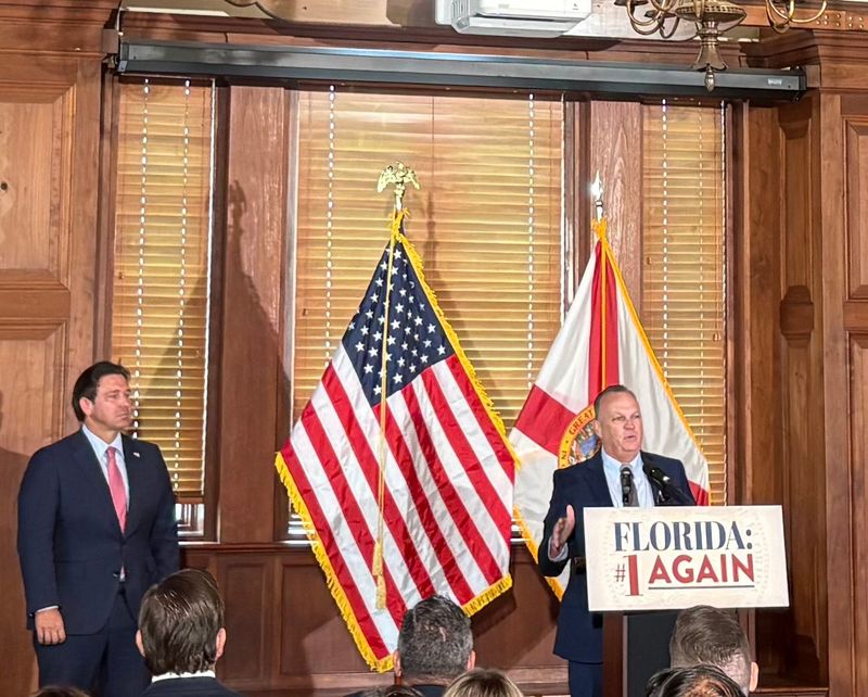 Gov. Ron DeSantis (left) and New College President Richard Corcoran.