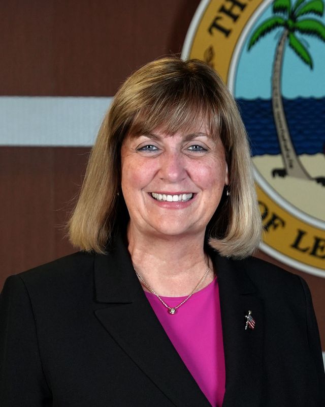 Denise Carlin