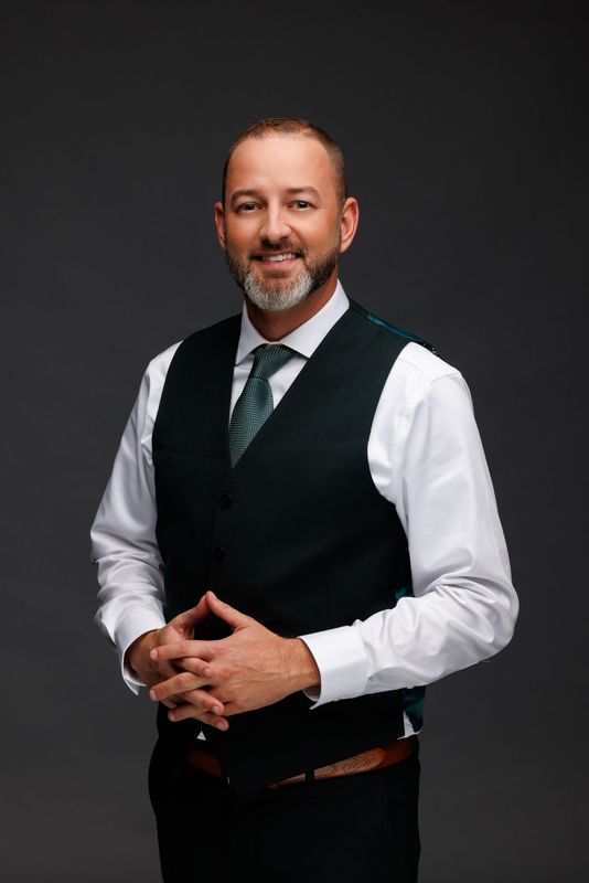 Kevin Karnes