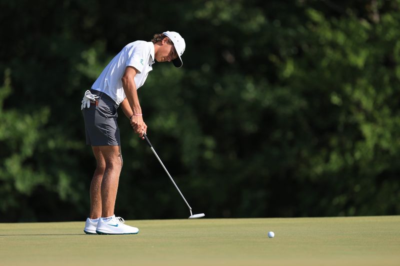 Miles Russell putts on the fourth hole during the round of 64 of the 2025 U.S. Junior Amateur at Trinity Forest Golf Club in Dallas, Texas on Wednesday, July 23, 2025. (Dustin Satloff/USGA)