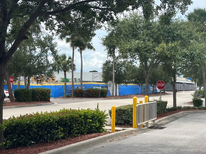 Exterior of the Walmart Supercenter on State Road 60.