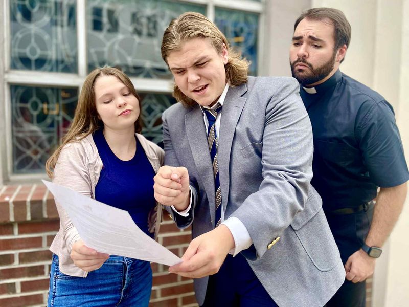 From left, Kacy Jones, Sammy Calderone and Kevin Maroney deal with a dilemma in Hannah Mitchell’s comedy “Happy Endings Wedding Chapel” at the Sarasota Players.