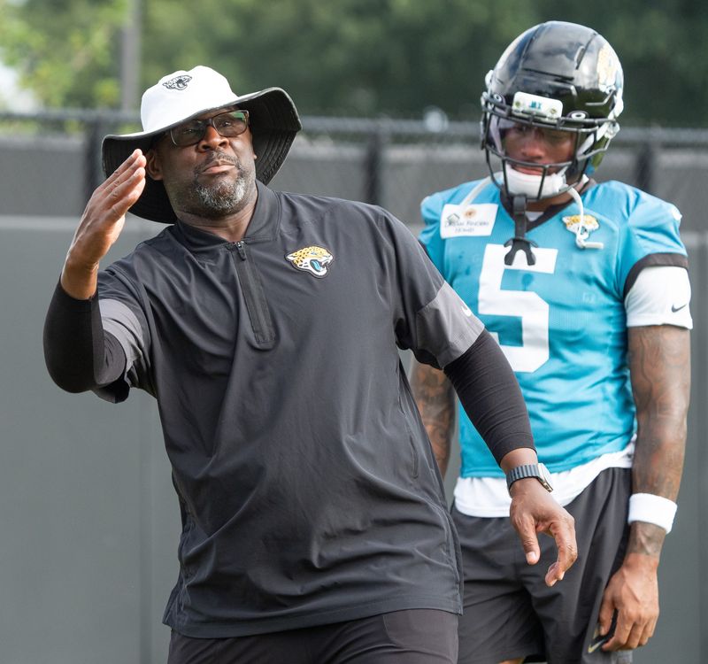 Jacksonville Jaguars Wide Receivers Coach Edgar Bennett coaches during the Jaguar’s 12th NFL training camp session at the Miller Electric Center, Thursday, Aug. 7, 2025, in Jacksonville, Fla. [Doug Engle/Florida Times-Union]
