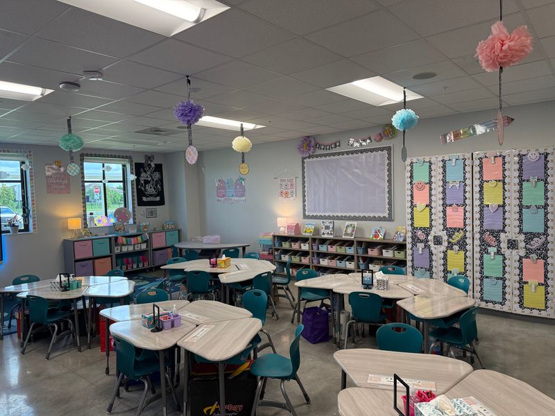 A Saddle View Elementary classroom on the first day of school. A drop in enrollment districtwide is causing budget issues that the school district says impede giving teachers the 5% raise their union is demanding.